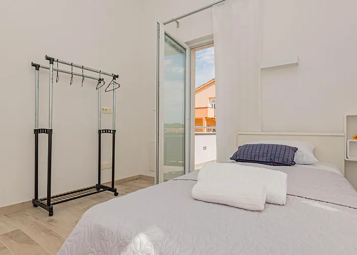 Apartamento 2 Bedroom Amazing In *