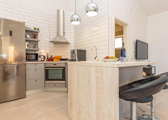 Apartman 2 Bedroom Amazing In Bilice