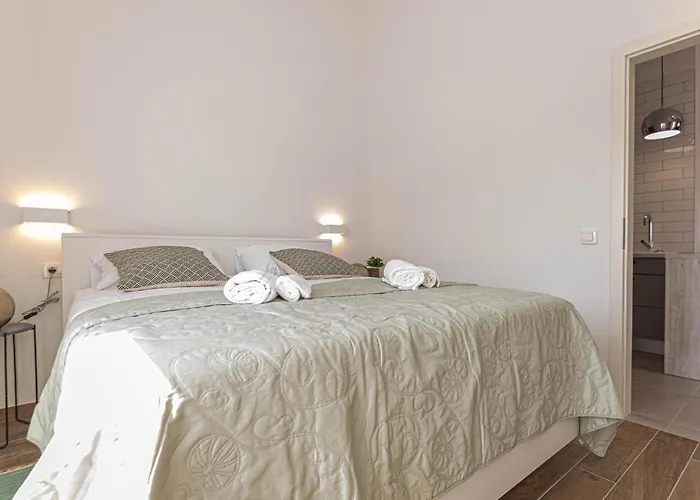 2 Bedroom Amazing In * Bilice